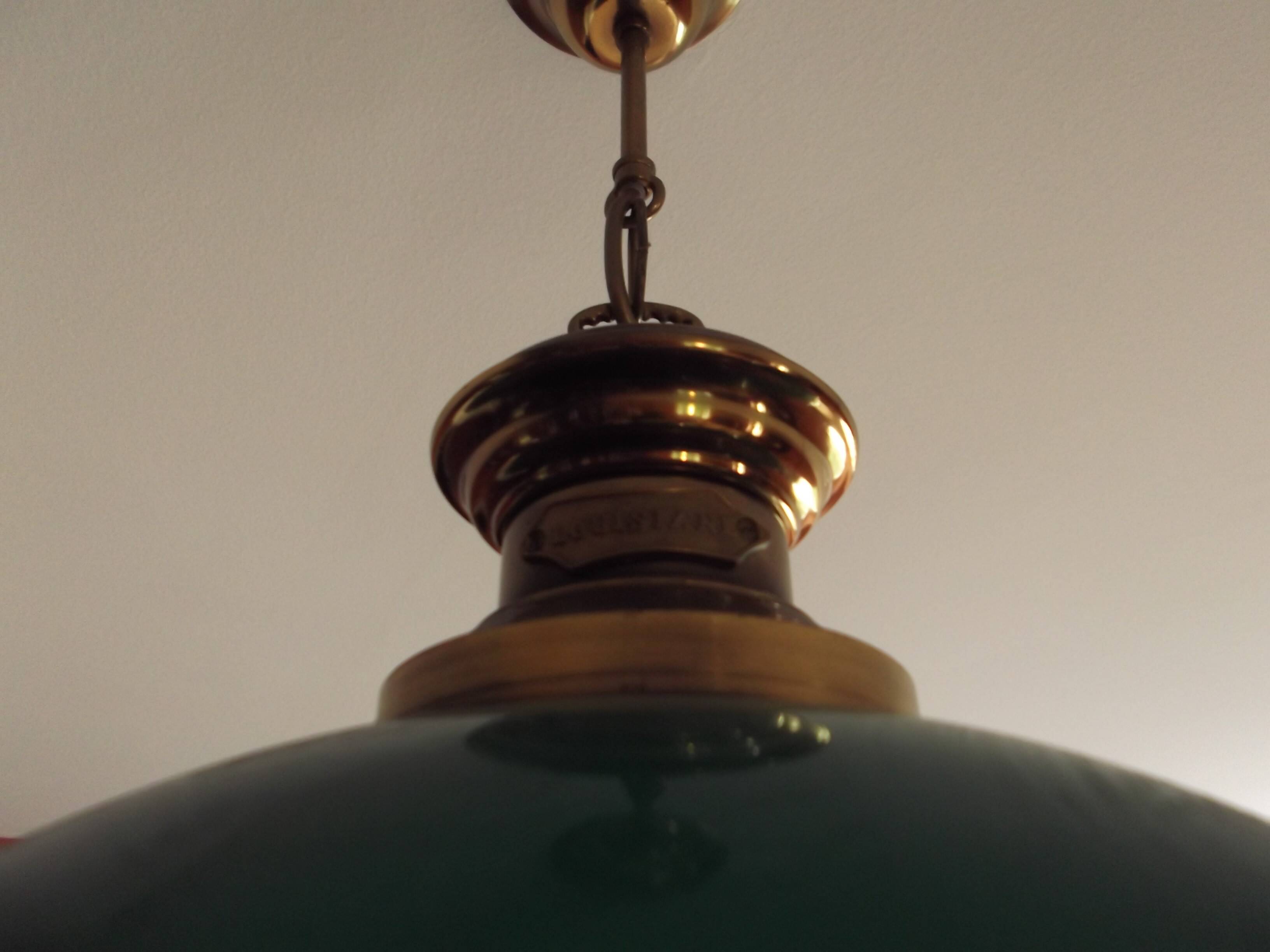 Billiard style pendant