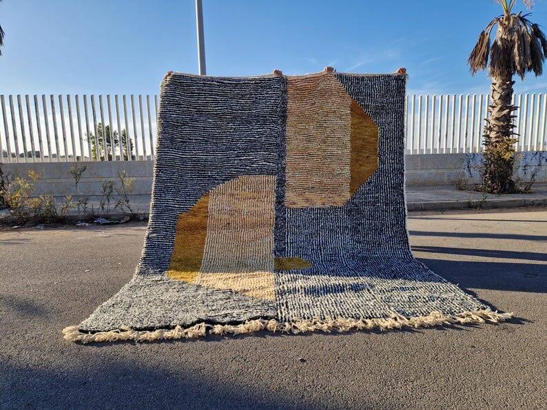 Traditional Beni Ourain rug with colourful patterns in wool, size 1.4/2.6 m.