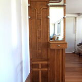 Entrance cloakroom coat rack