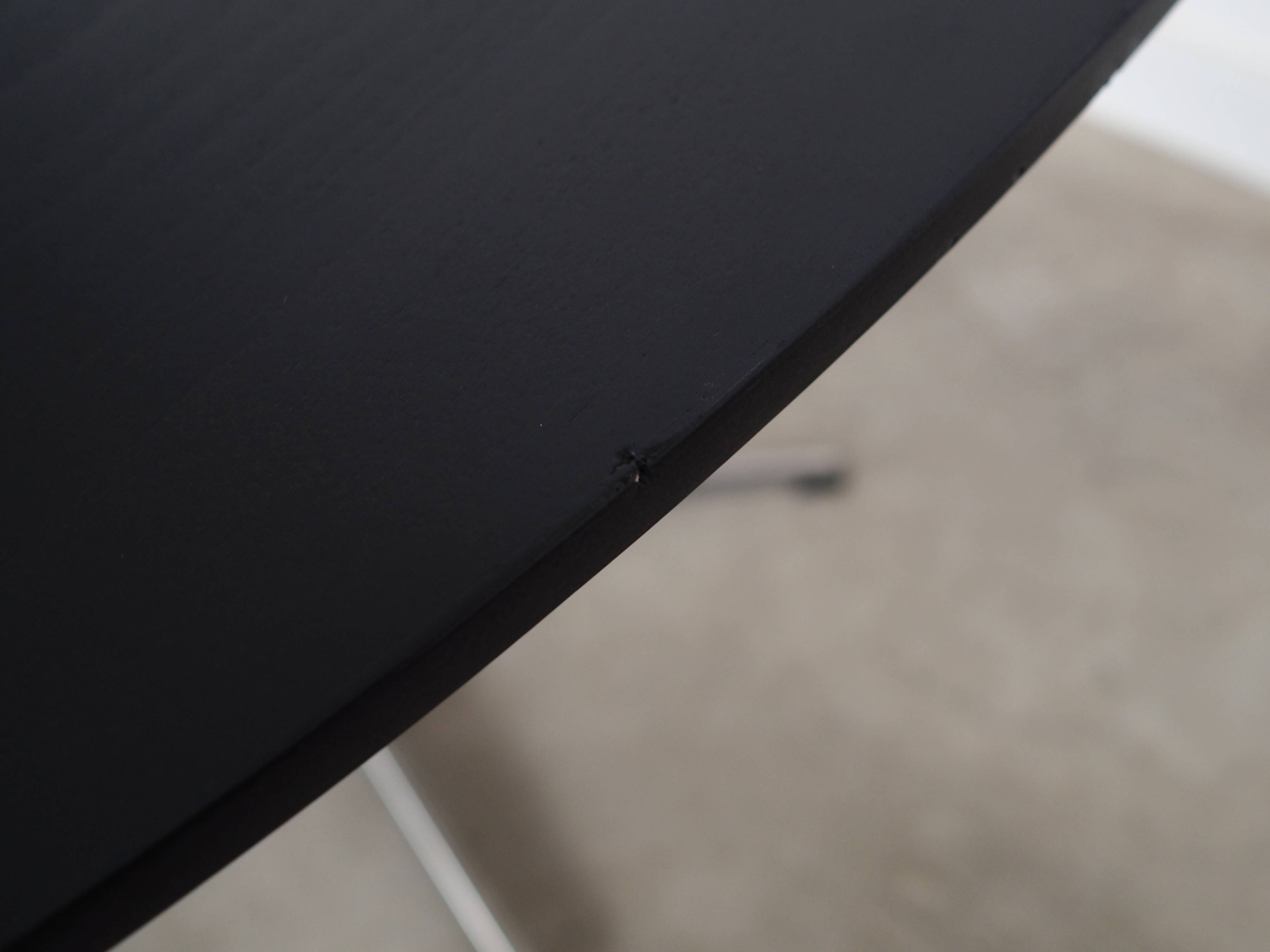 Ash table, Danish design, 1960s, designer: Arne Jacobsen, manufacturer: Fritz Hansen