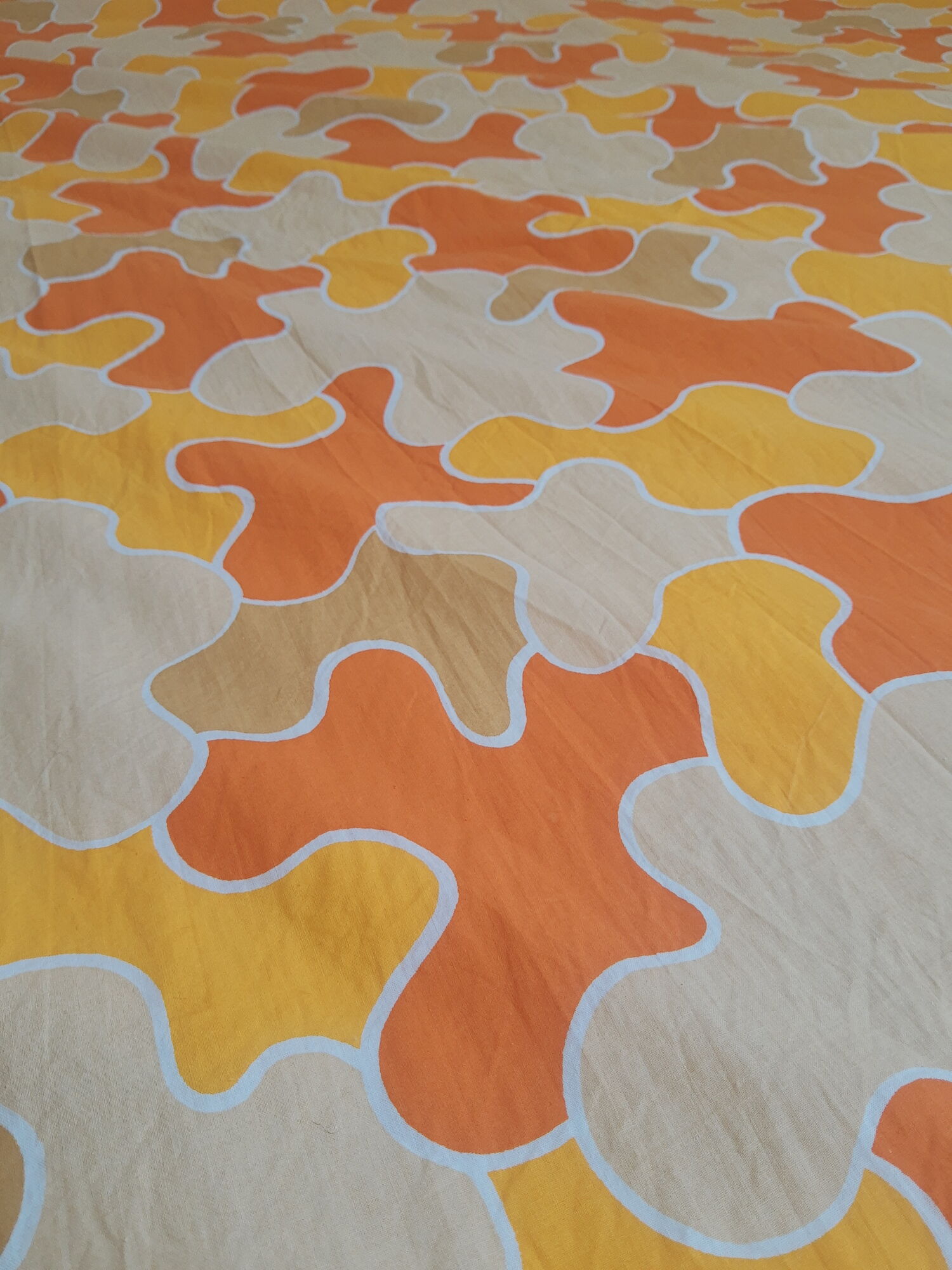 Sheet 2 people puzzle orange seventies 70s vintage