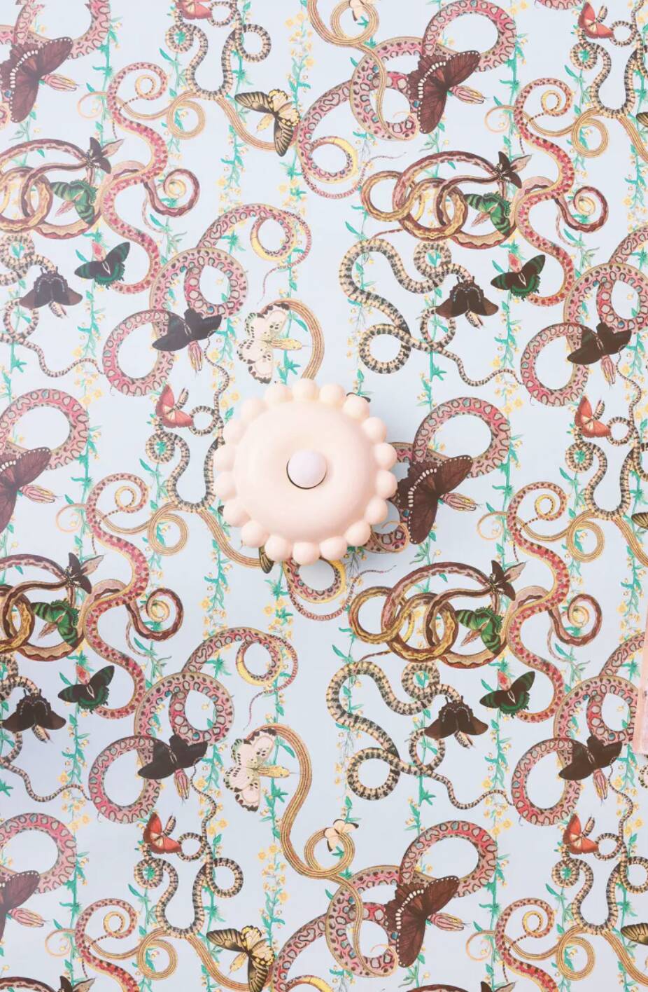 Luna Small Butter Wall Lamp