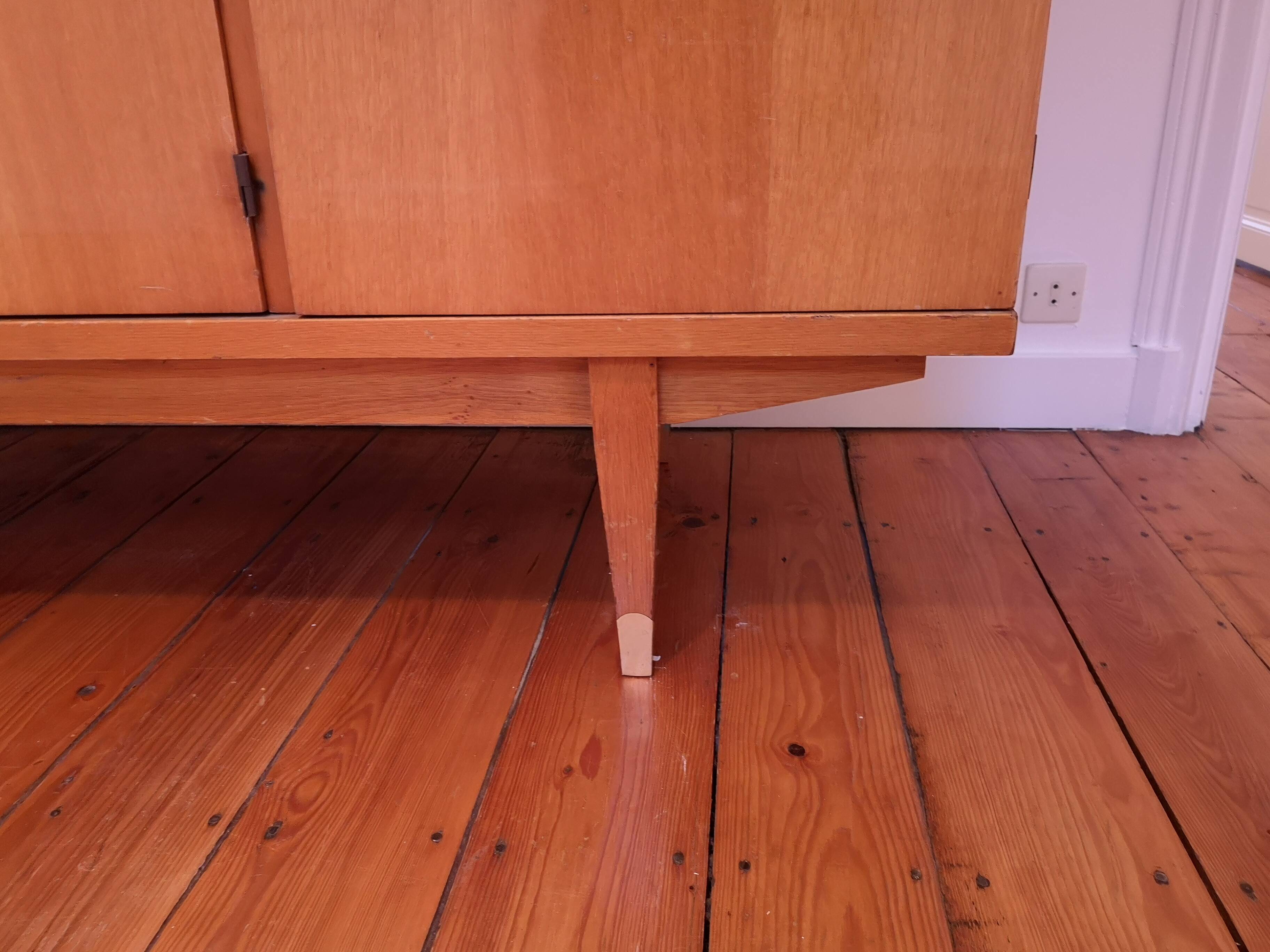 Vintage 1950s 4-door wardrobe