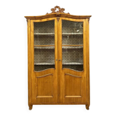 Bibliothèque Louis XV en bois clair vers 1800