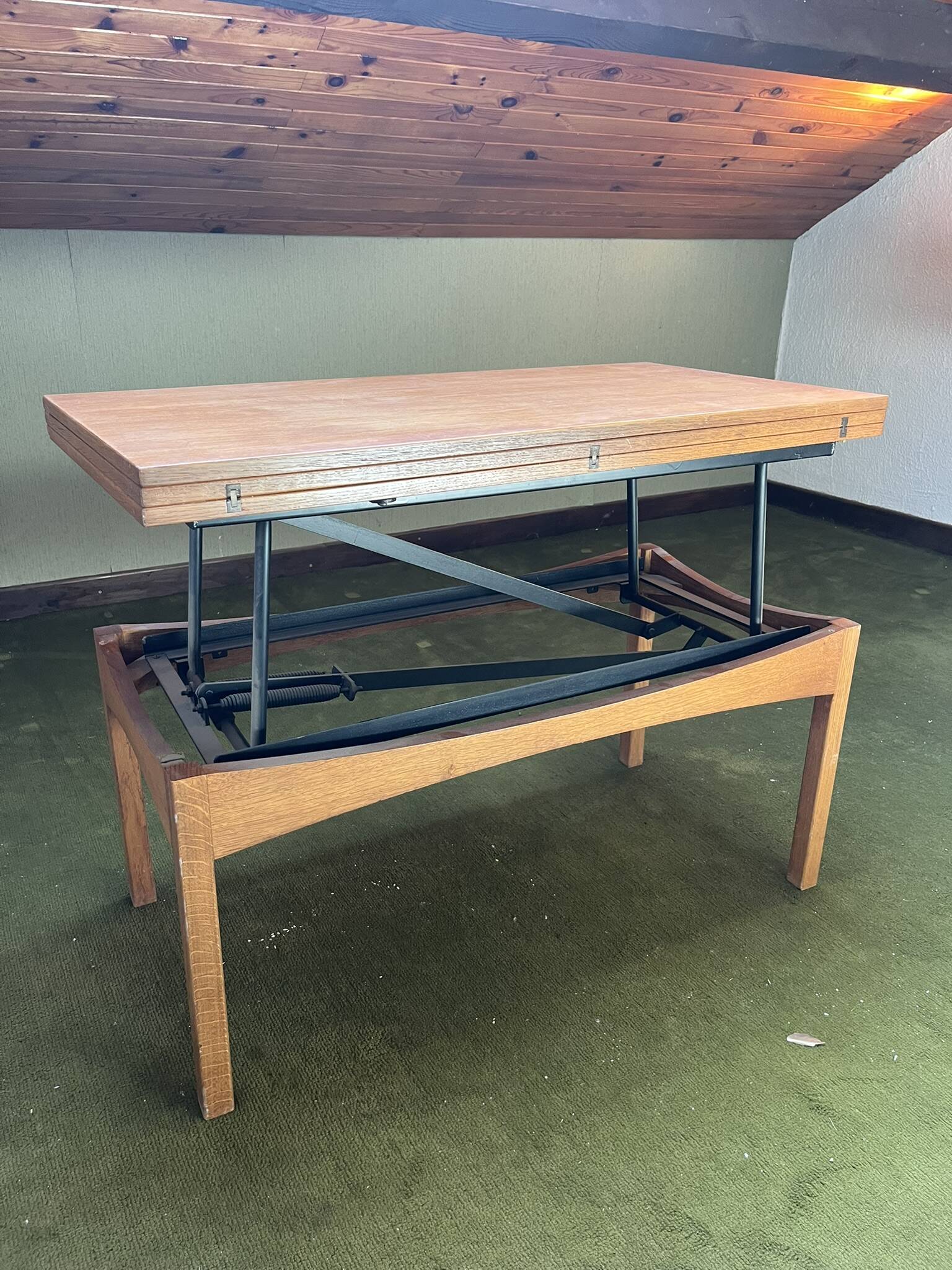 folding wallet table