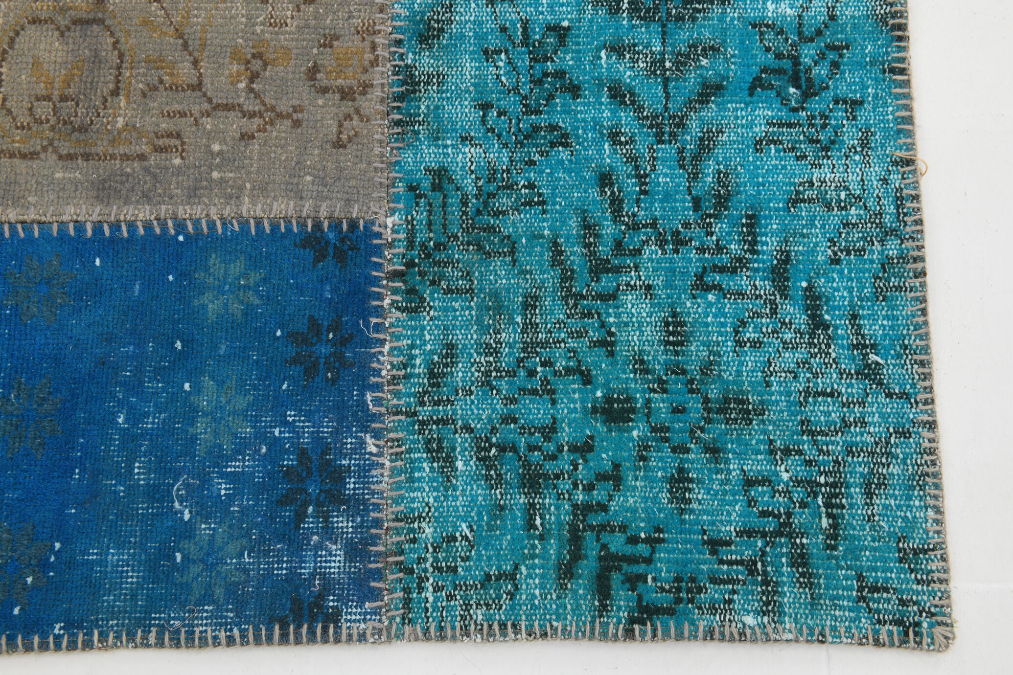 7x10 distressed multicolor vintage rug 303x213cm