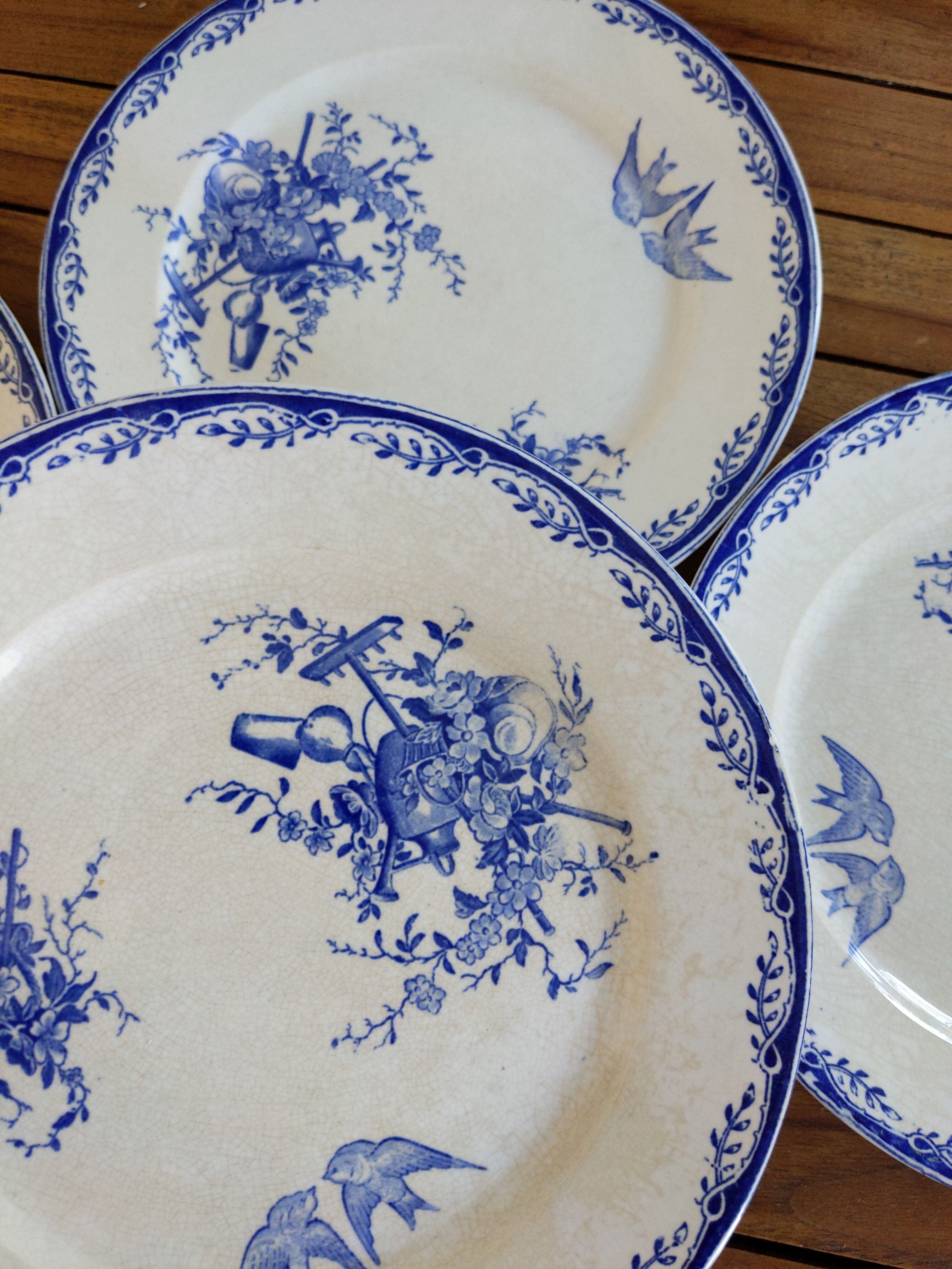 Old plates porcelain iron earth Sarreguemines Watteau