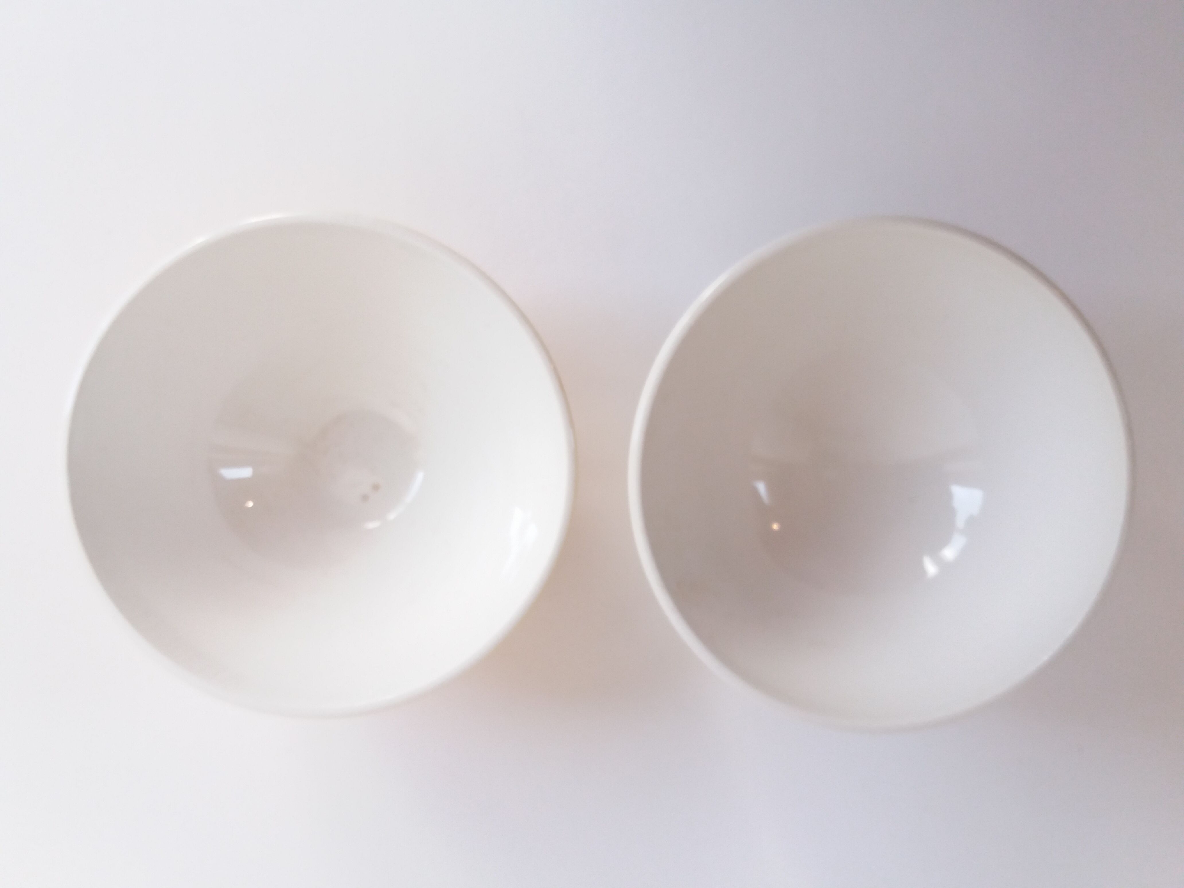 Set 2 polka dot bowls