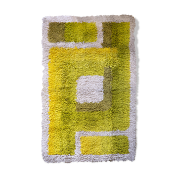 Green Desso "Tetris" Carpet
