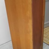 Furniture a curtain years 40