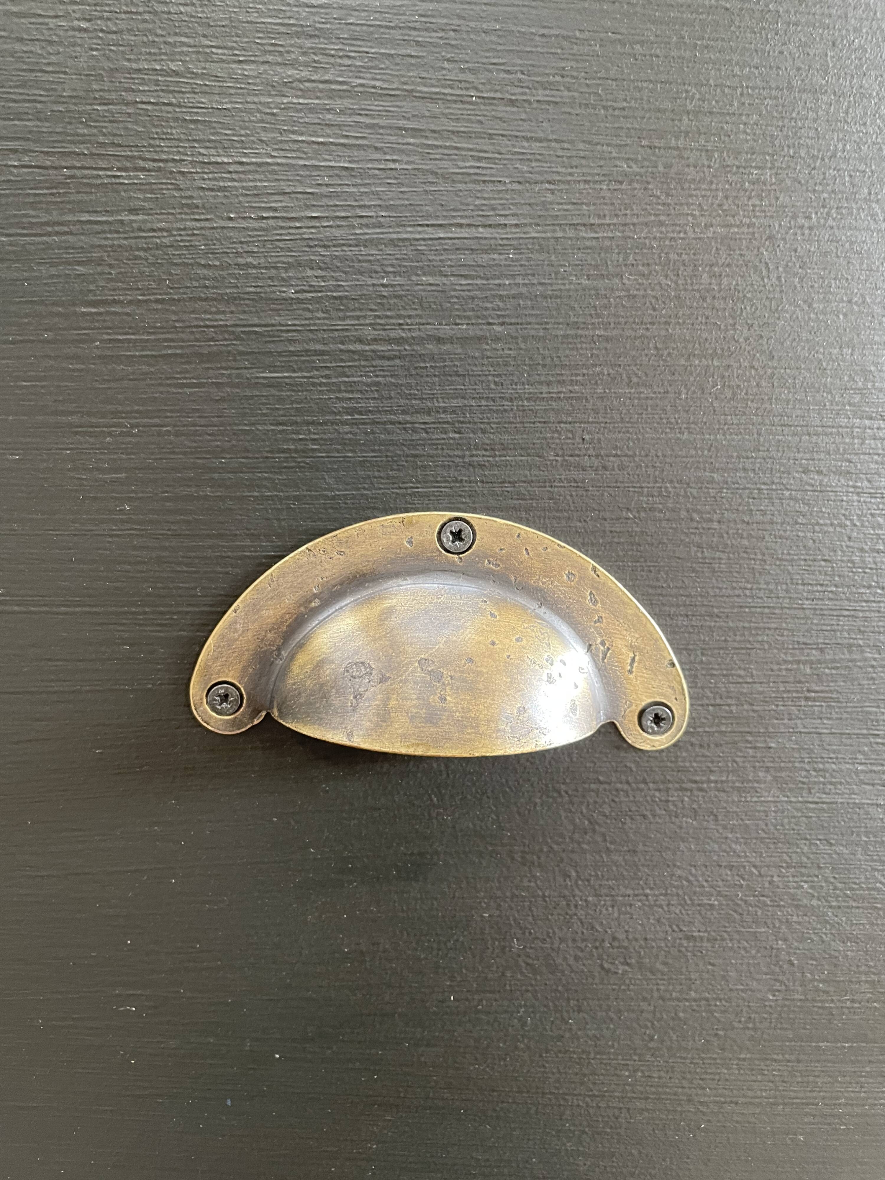 Trade cabinet with drawers