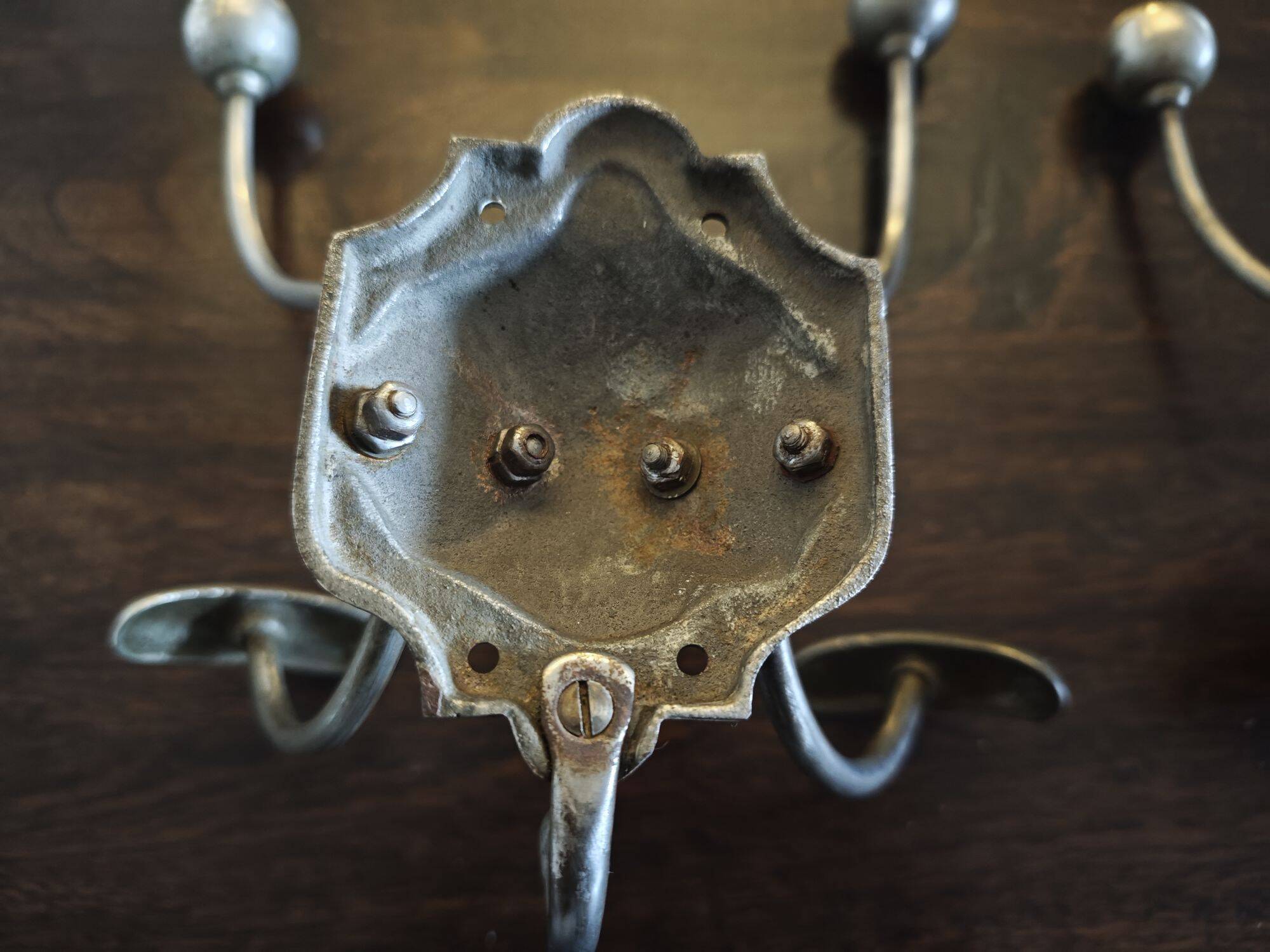 Cast iron and metal wall coat rack with hooks - Late 19th century