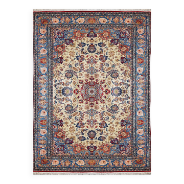 Large Oriental carpet Ispahan – Iran, Shah period: 258 × 375 cm