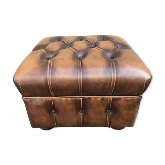 Pouf chesterfield en cuir