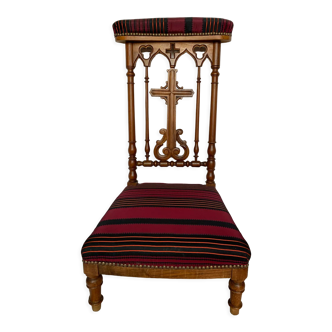 Chair prays to God