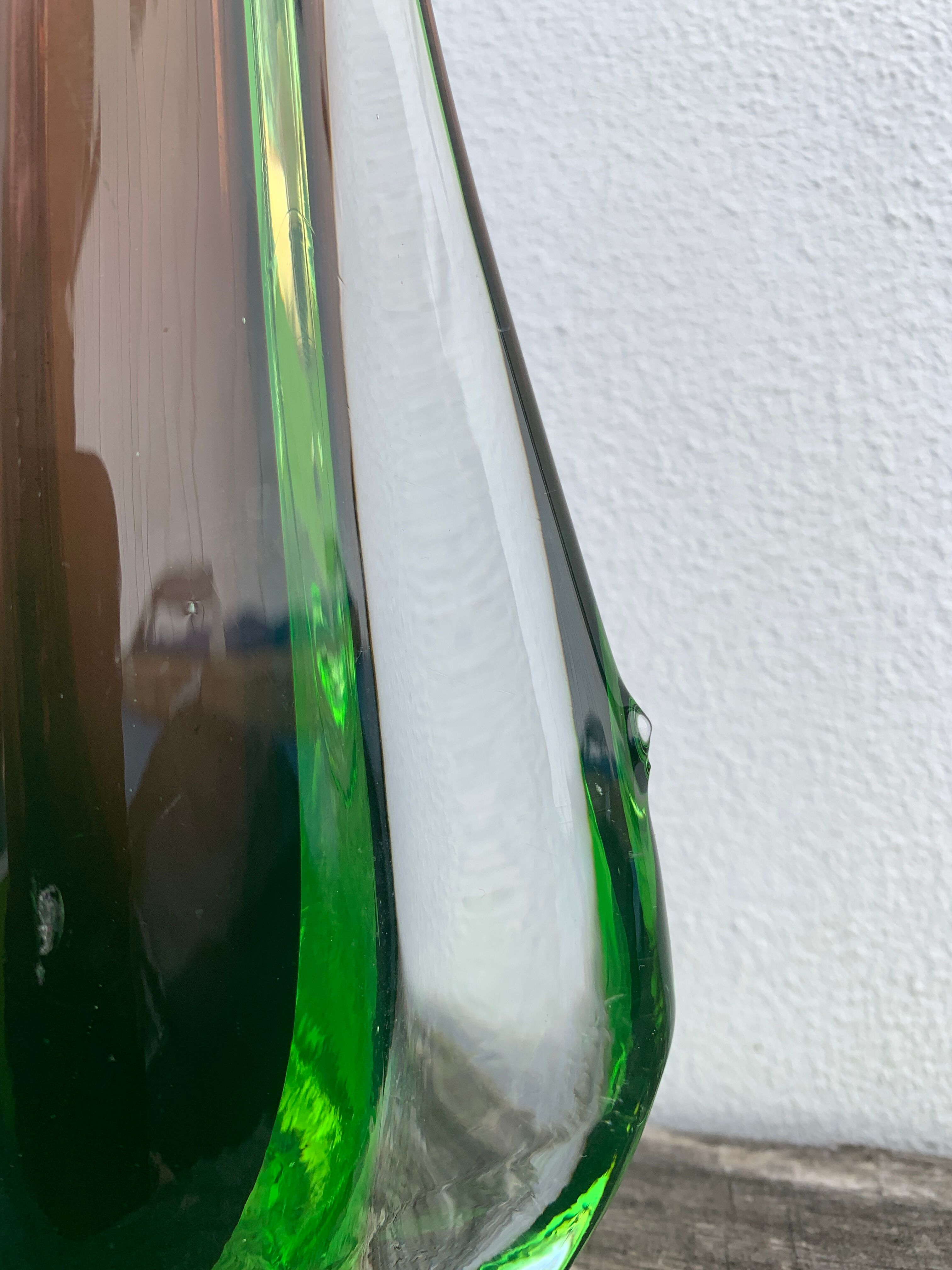 Green and red glass soliflore Sommerso Murano vase 1970