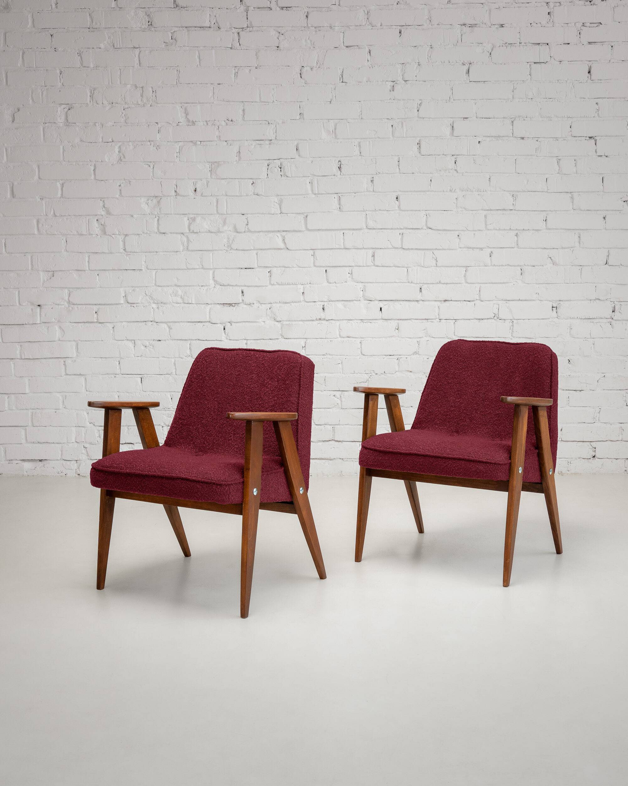 Vintage Chierowski 366 Mid-Century Armchairs , Set of 2