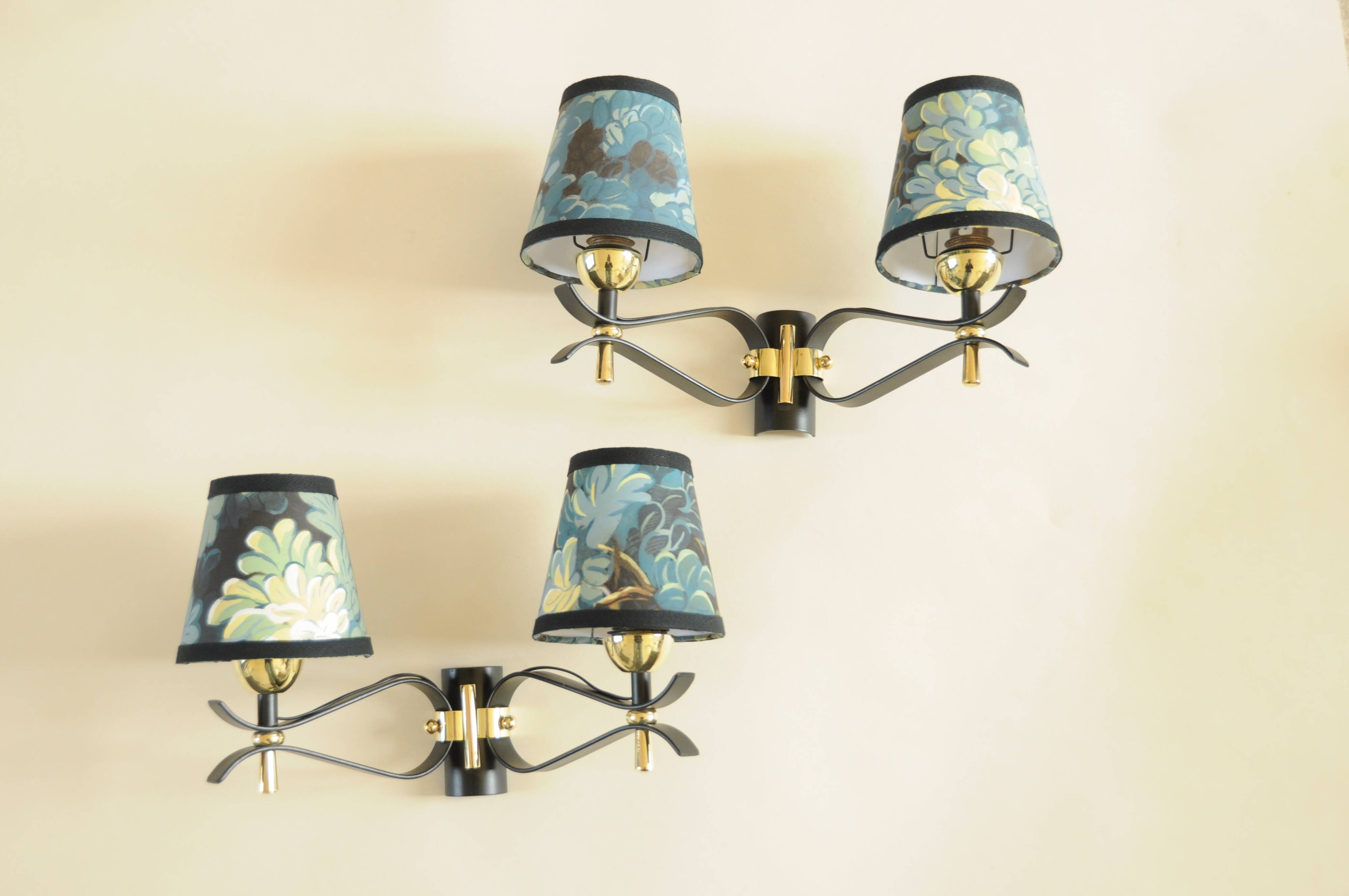 Pair of vintage black and gold wall lights - 18th century foliage lampshade