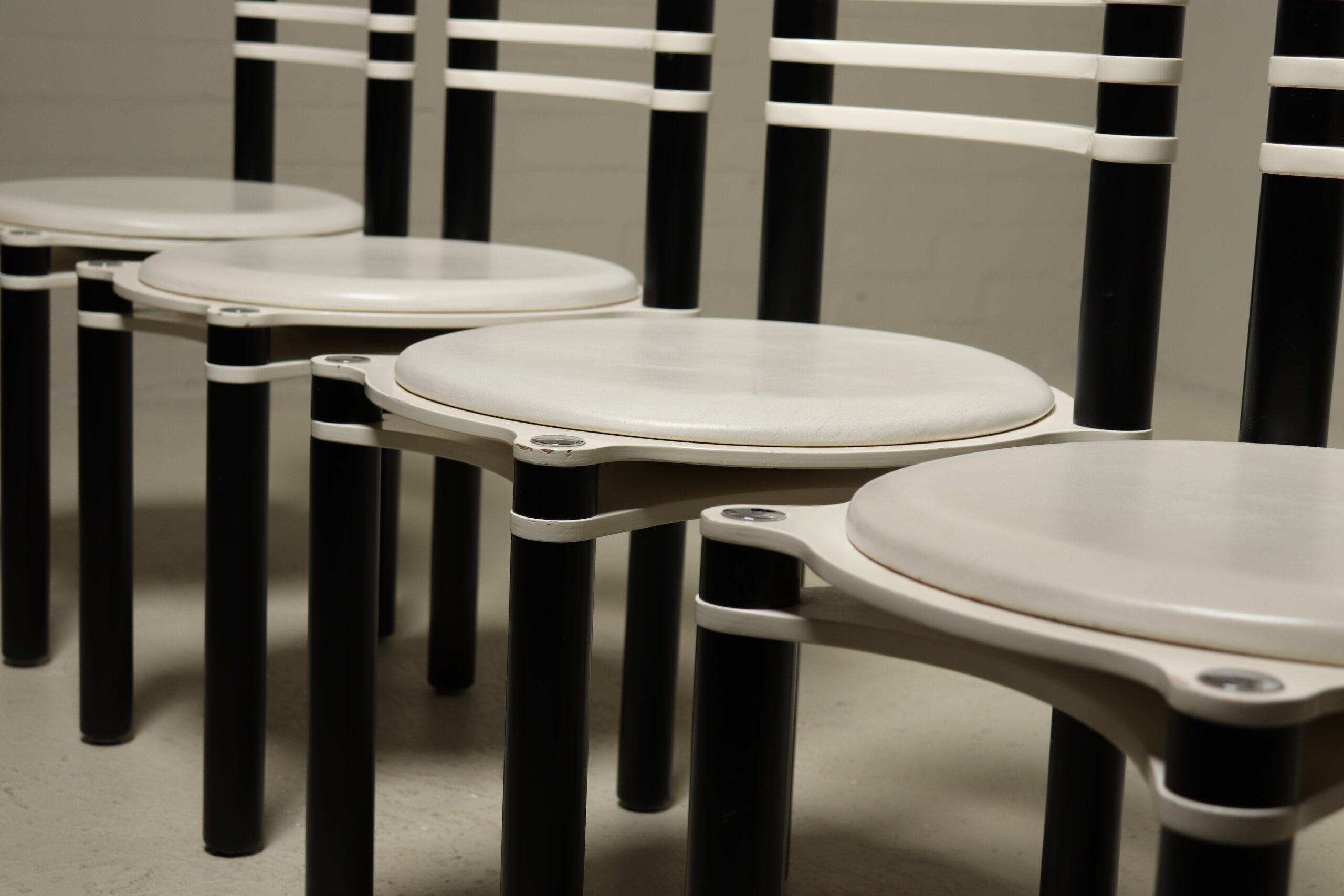 Set of 4 dining chairs model 6800 by Kurt Thut for Dietiker, 1980s
