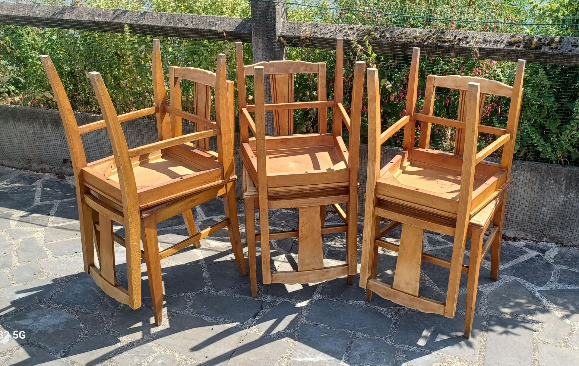 Set of 6 wooden chairs from the 1950s.