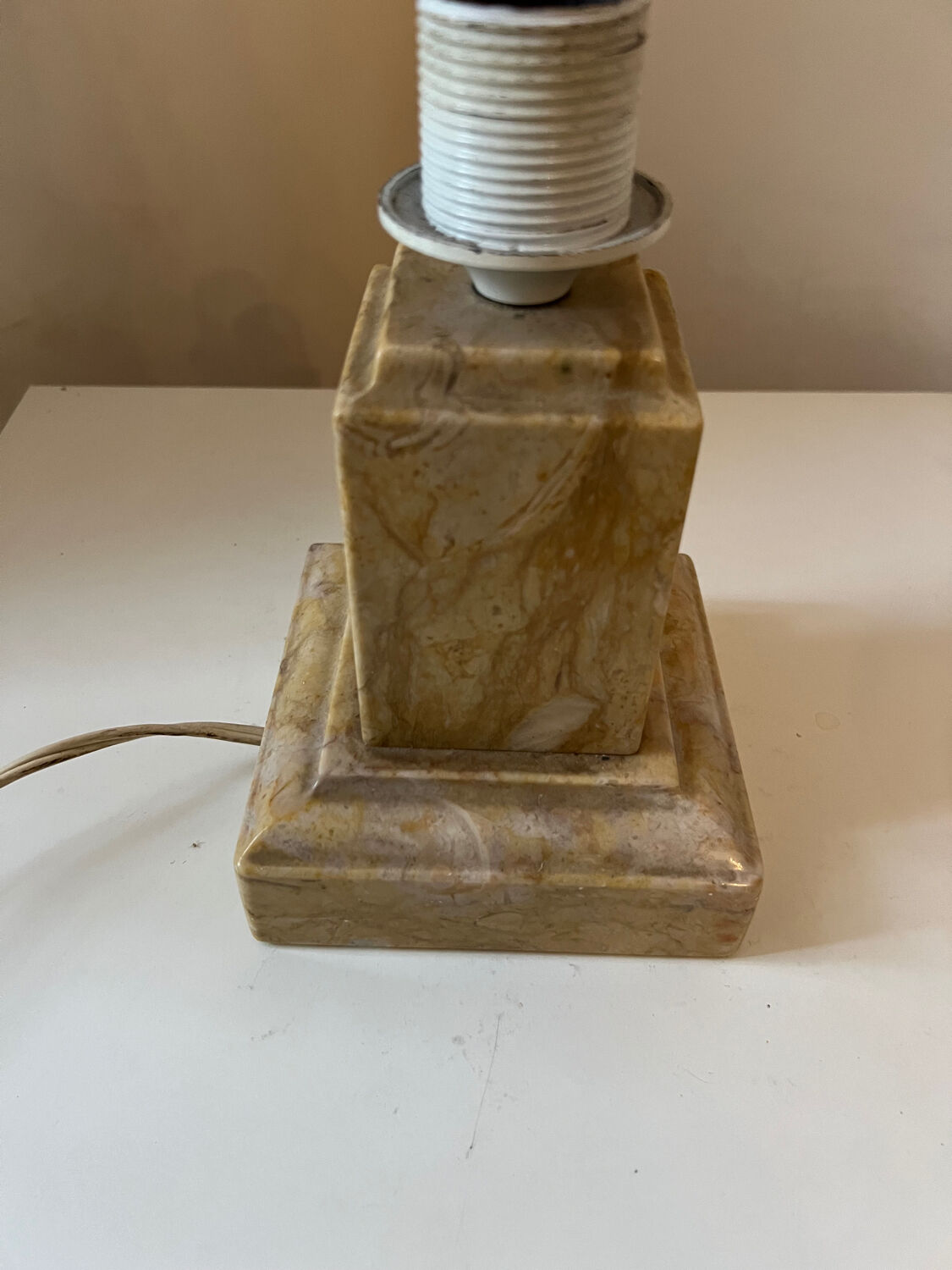 Vintage art deco beige marble lamp base