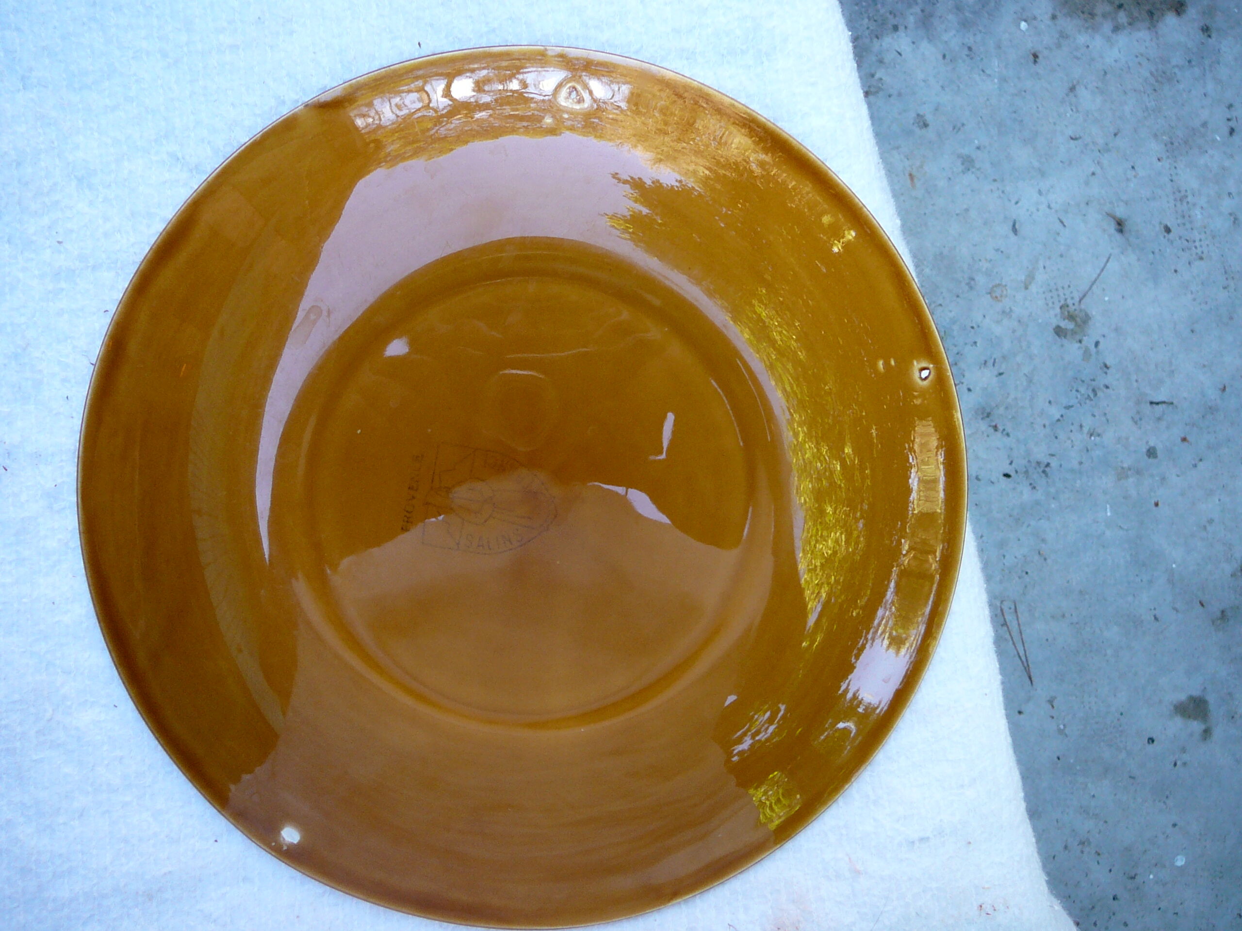 10 flat plates Salins Provence