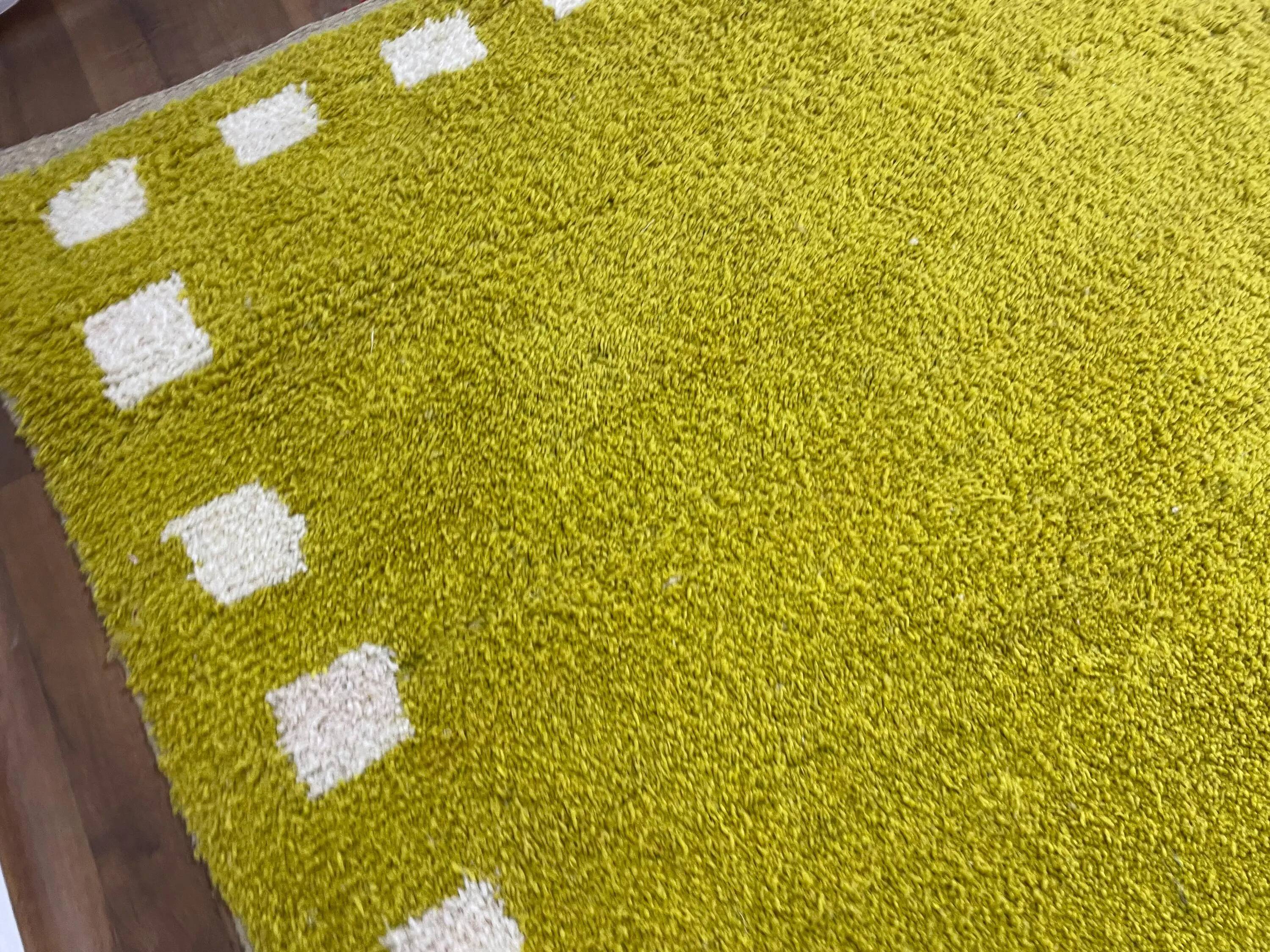 Handmade Moroccan rug, pure wool, 3x2 m.