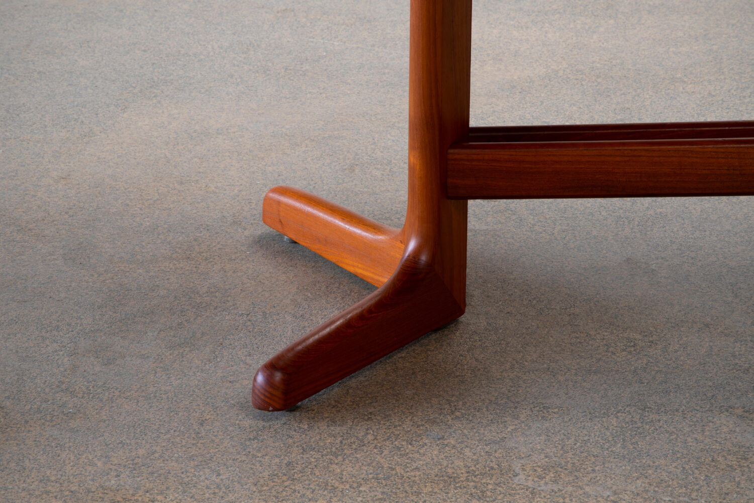 Scandinavian table in teak 1960