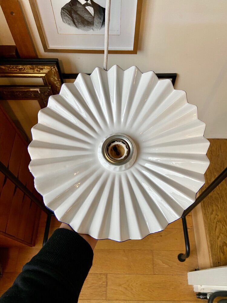 Porcelain suspension