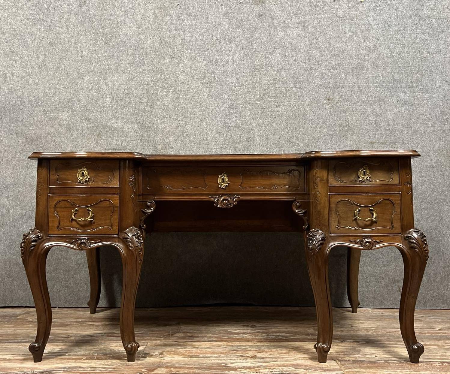 Curved provencal louis xv style desk in carved walnut circa 1880