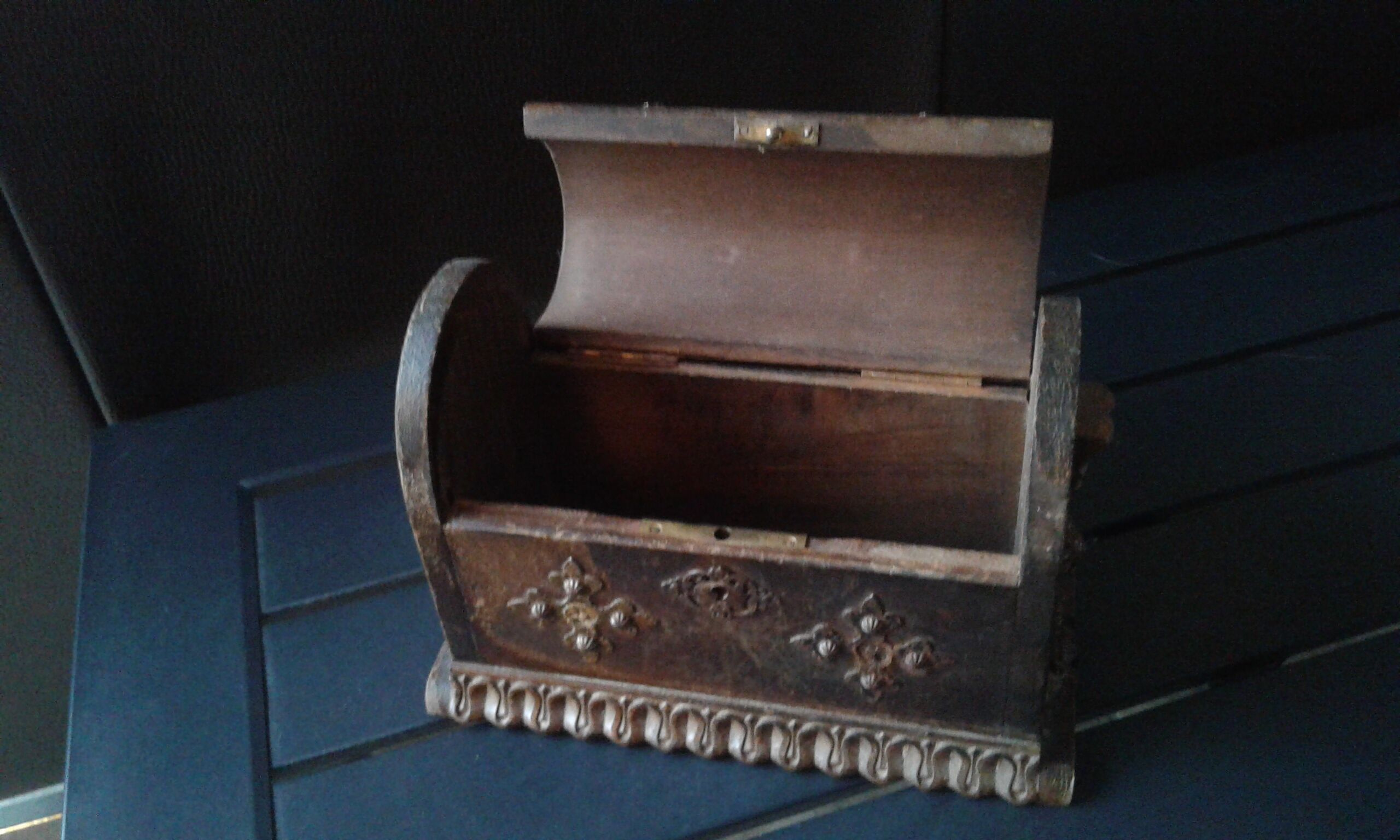 Wooden box, baroque style, wood and iron