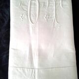Drap ancien en lin monogrammé OT