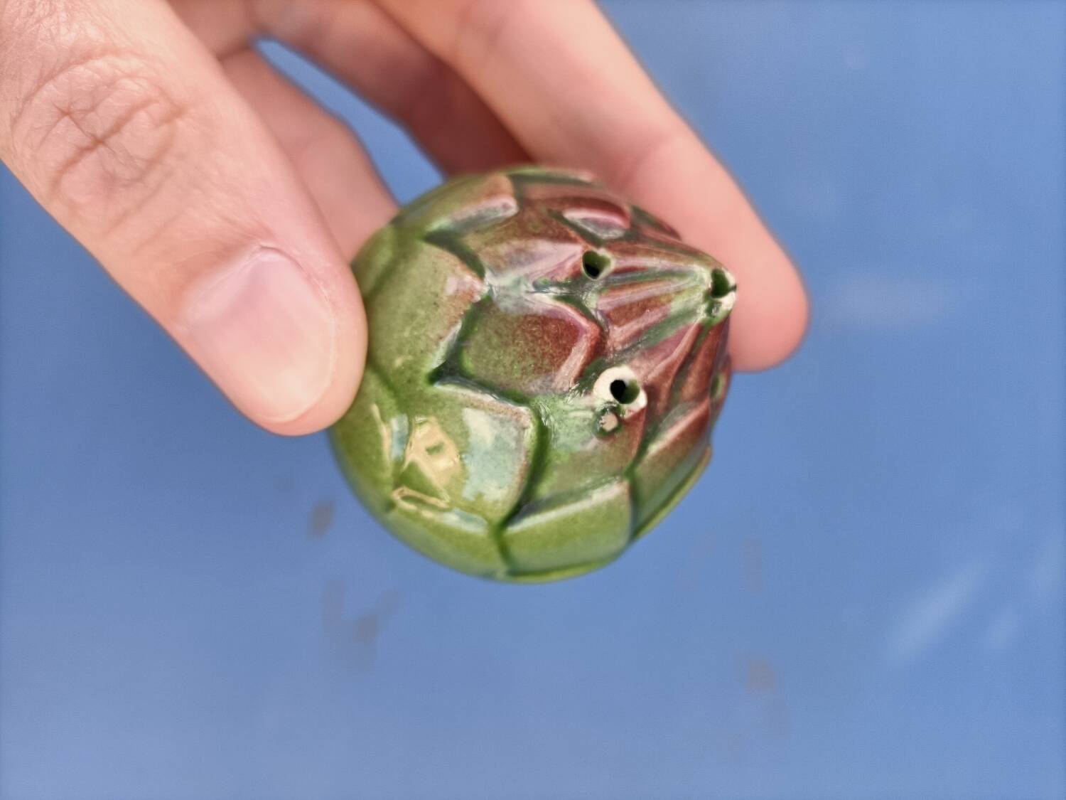 Artichoke salt shaker