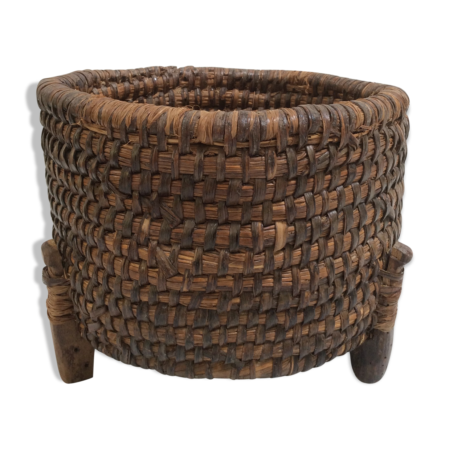 Former basket straw - charente trash walk