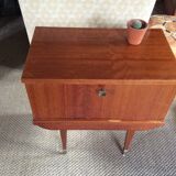 Bedside table