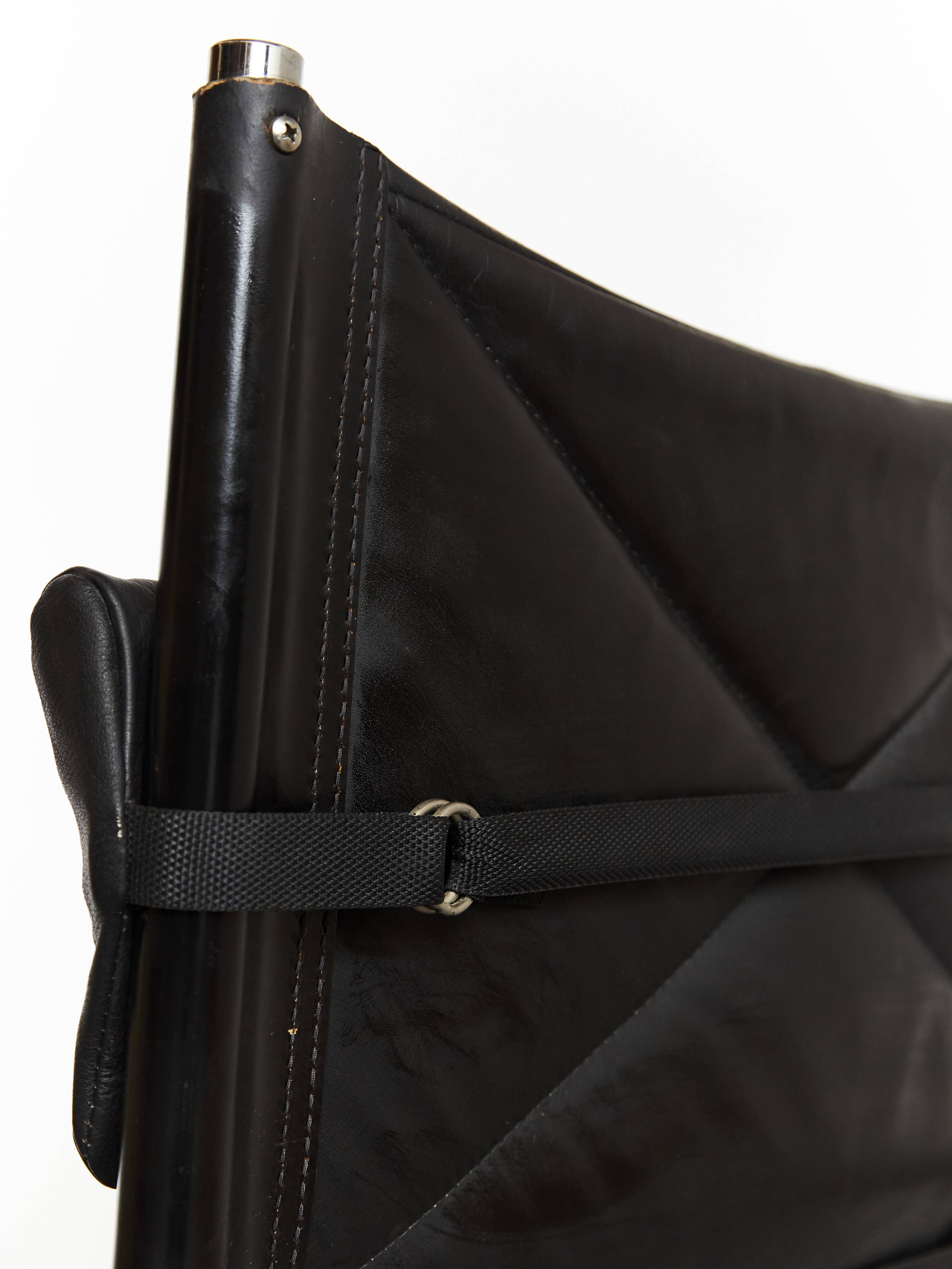 HE1106 et pouf HE1104 par Hans Eichenberger pour Strässle