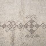 Mid century Moroccan hand-knotted wool Beni-Ourain carpet 230cm x 330cm
