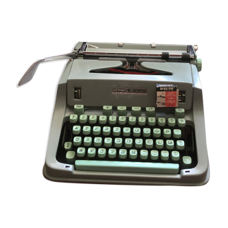 Machine à écrire Hermès