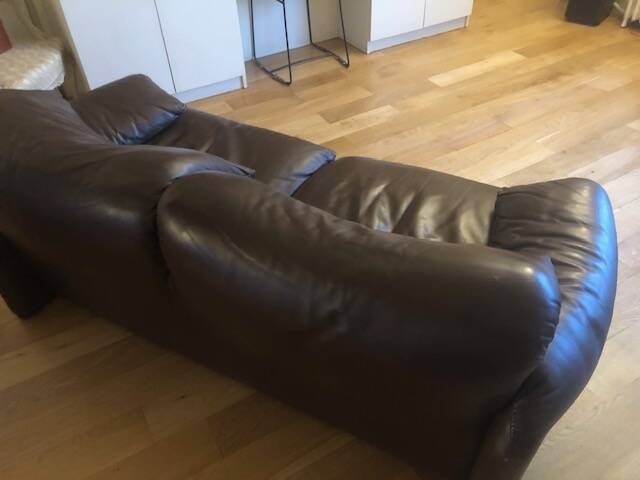 2-seater Maralunga leather sofa from Cassina