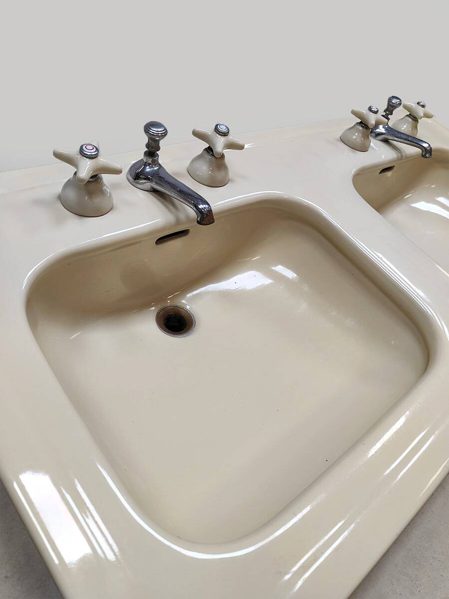 Console de salle de bain double vasque en céramique vintage