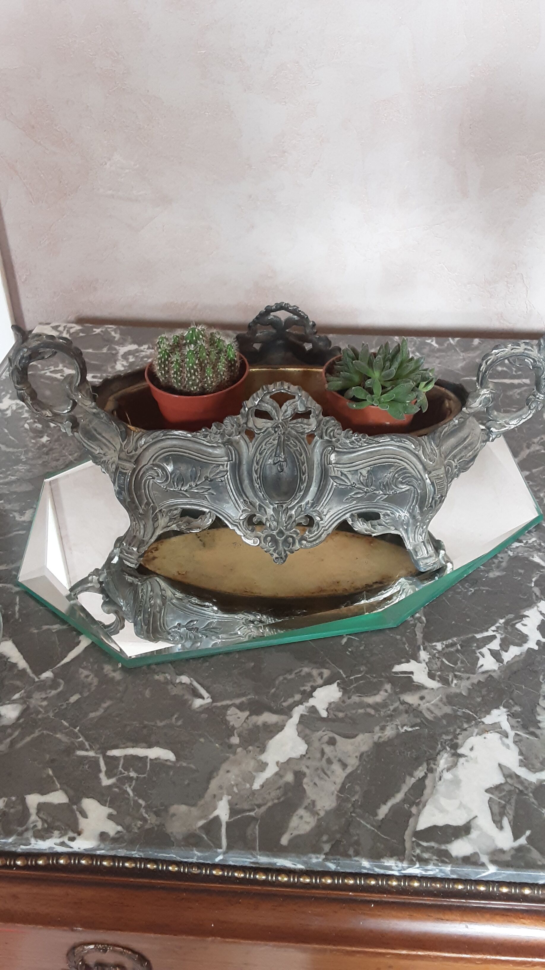 Jardinière ancienne régule et son bac