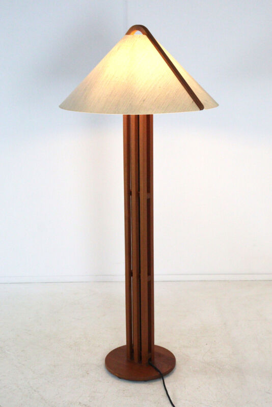 Lampe de sol Domus