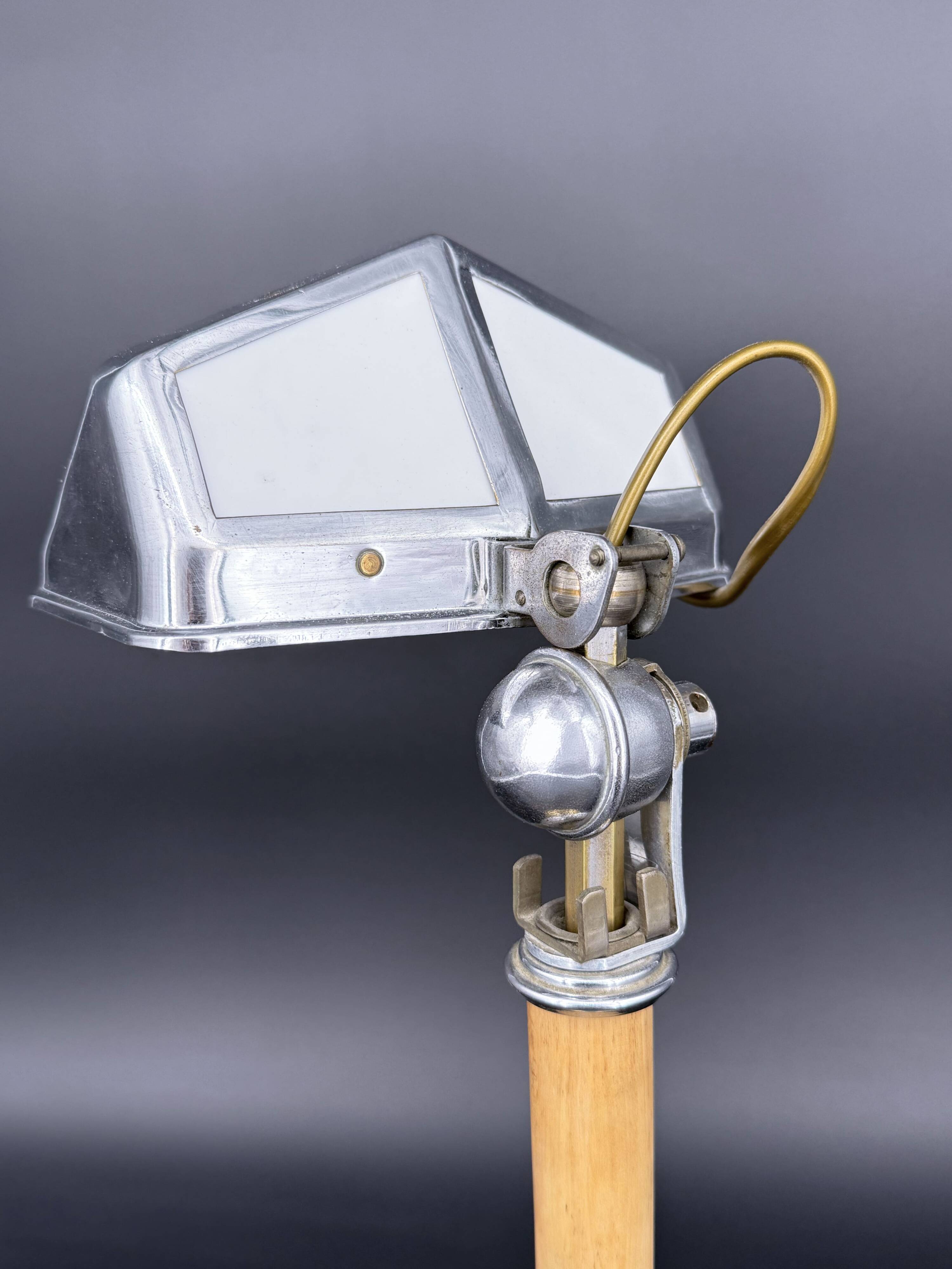 Art Deco desk lamp Pirouett chrome, brass and wood, 1930