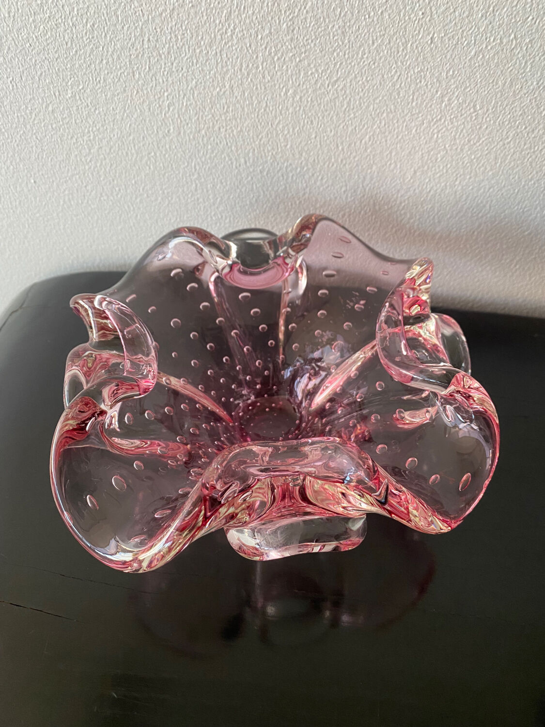 Vintage pink empty pocket ashtray in Murano by Barovier and Toso