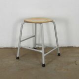 Score NL stool with beech seat