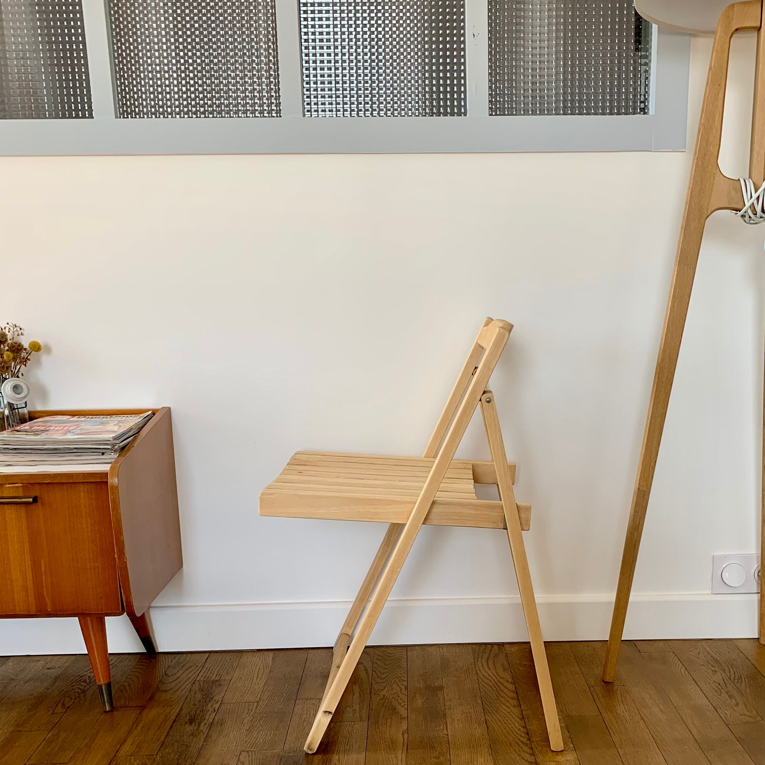 Vintage light wood folding chair