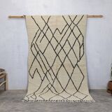 Moroccan Berber wool rug 234 x 140 cm