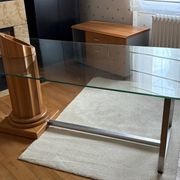 Table de séjour style postmoderniste