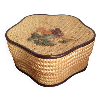 Wicker box