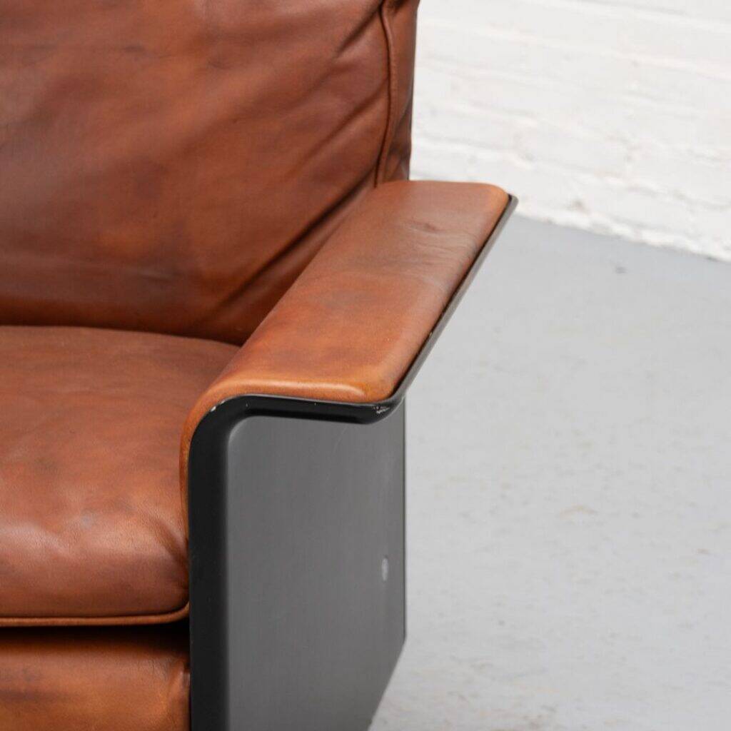 Dieter Rams Vitsoe two-seater sofa 1970s